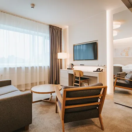 Tallink & Conference Hotel 4*