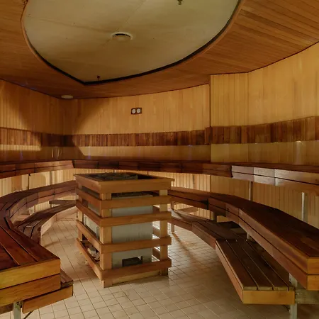 Hotel Tallink & Conference 4*