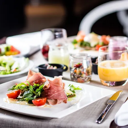 Tallink & Conference 4*