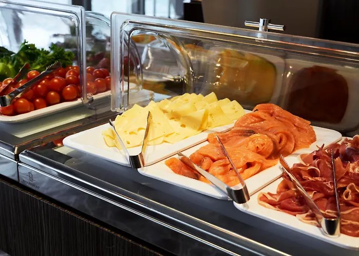 Tallink & Conference Hotell 4*