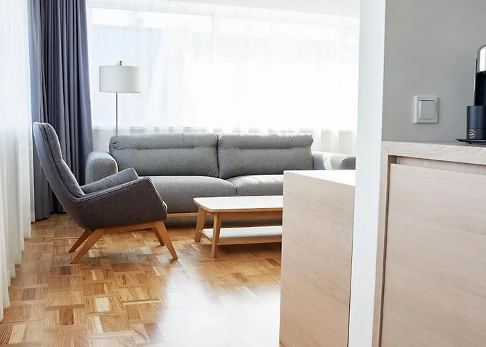 Tallink & Conference Hotell 4*