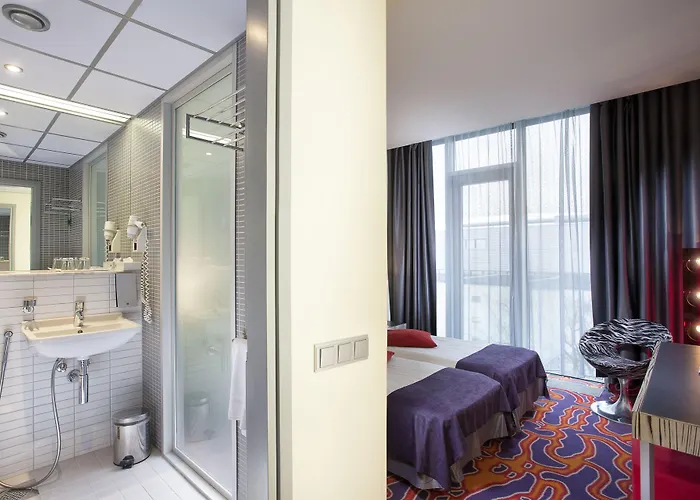 Hotell Tallink & Conference 4*