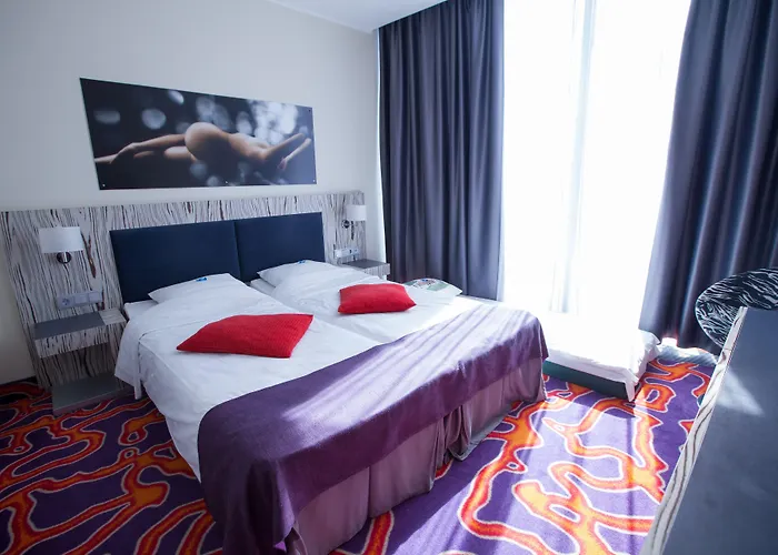 Tallink & Conference Hotell 4*