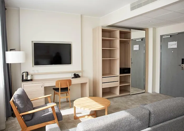 Tallink & Conference 4*