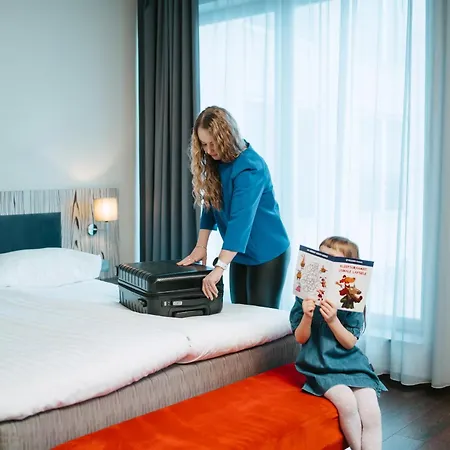 Szálloda Tallink & Conference