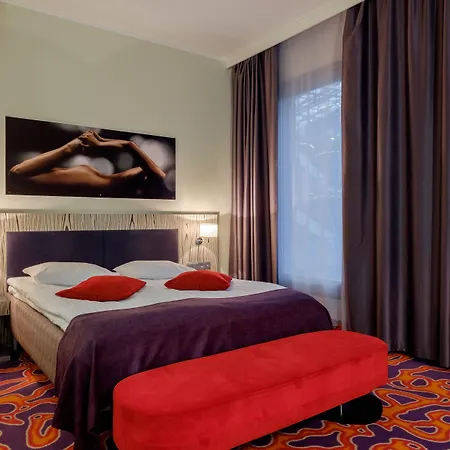 Tallink & Conference 4*